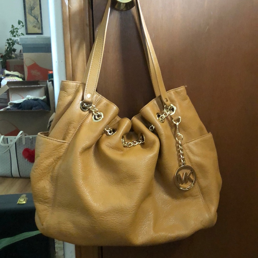 Authentic MICHAEL KORS PURSE
